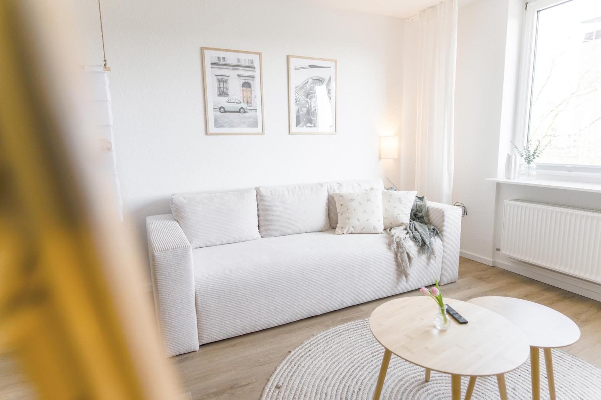 Wolfsburg Innenstadt - Happyhome - Direkt In Der Porschestrasse, 5 Personen & Kind, 3 Zimmer Exterior foto