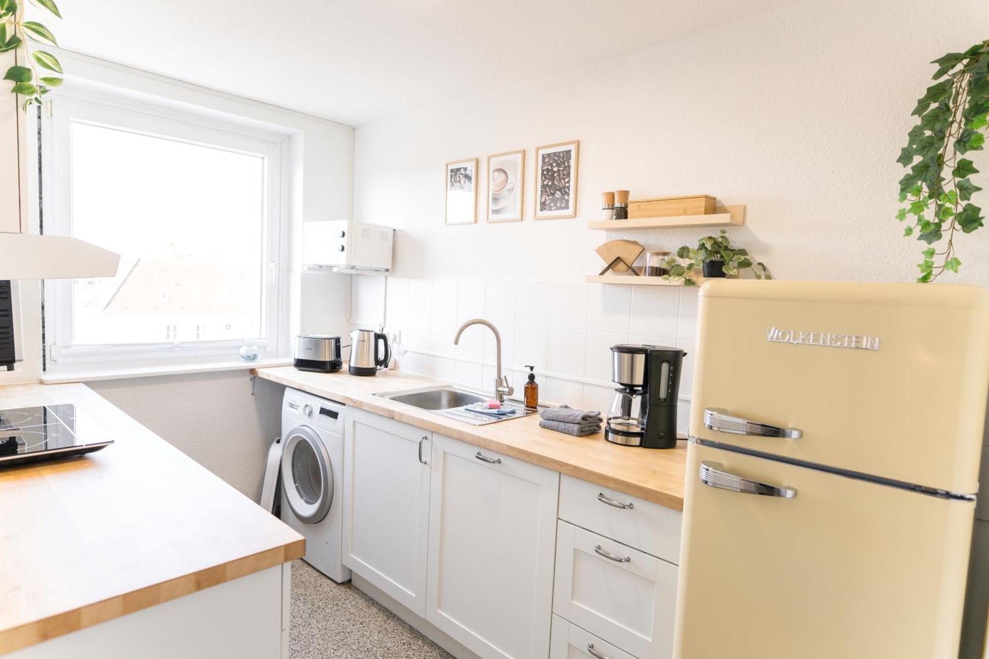 Wolfsburg Innenstadt - Happyhome - Direkt In Der Porschestrasse, 5 Personen & Kind, 3 Zimmer Exterior foto
