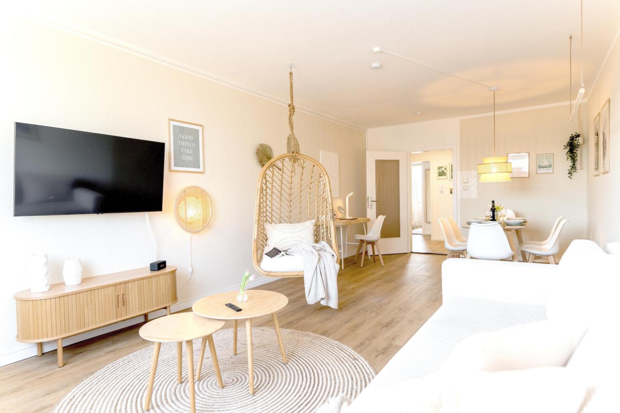 Wolfsburg Innenstadt - Happyhome - Direkt In Der Porschestrasse, 5 Personen & Kind, 3 Zimmer Exterior foto