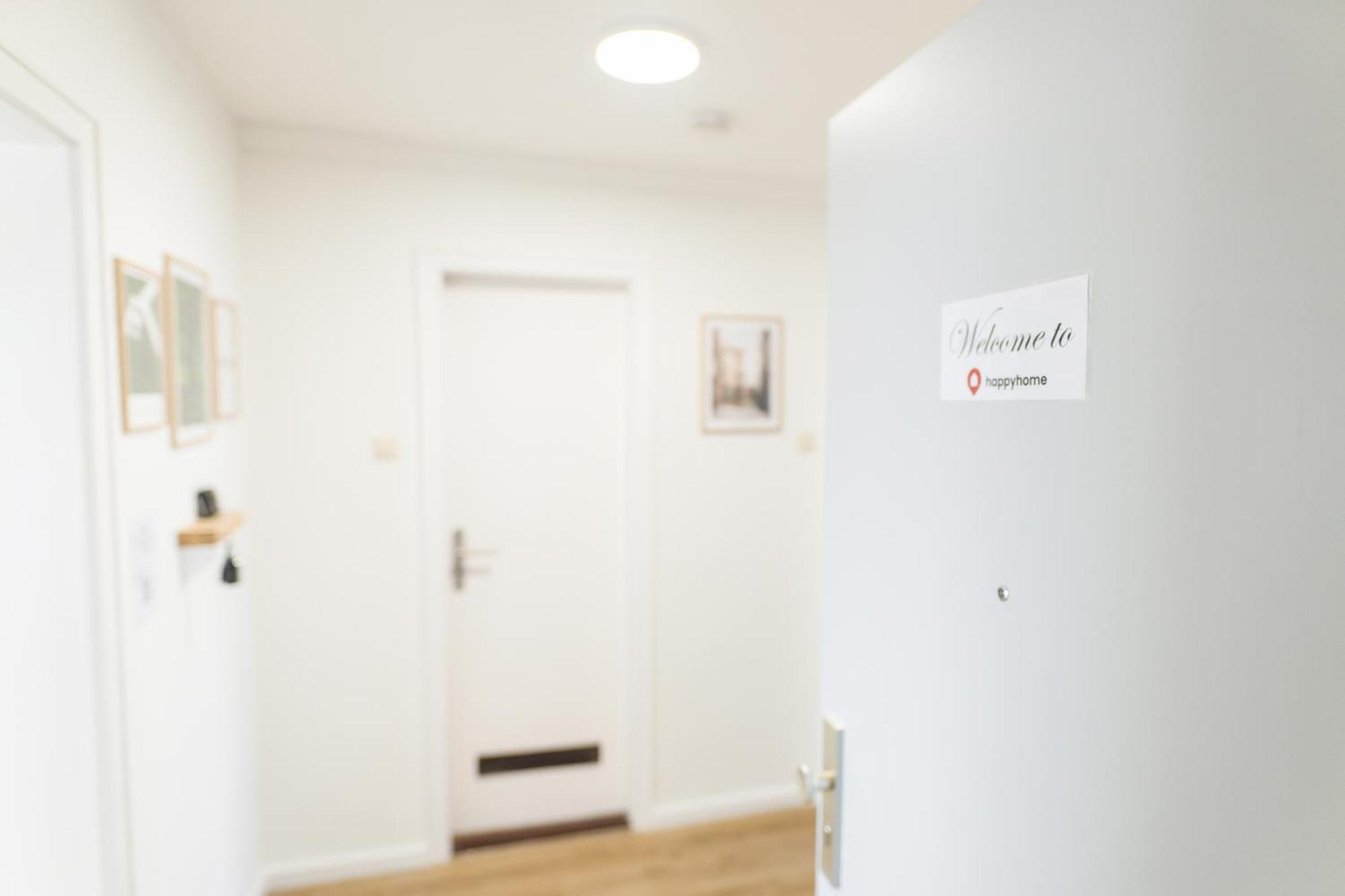 Wolfsburg Innenstadt - Happyhome - Direkt In Der Porschestrasse, 5 Personen & Kind, 3 Zimmer Exterior foto