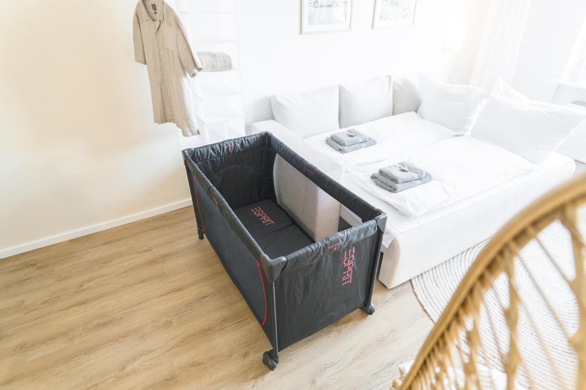 Wolfsburg Innenstadt - Happyhome - Direkt In Der Porschestrasse, 5 Personen & Kind, 3 Zimmer Exterior foto