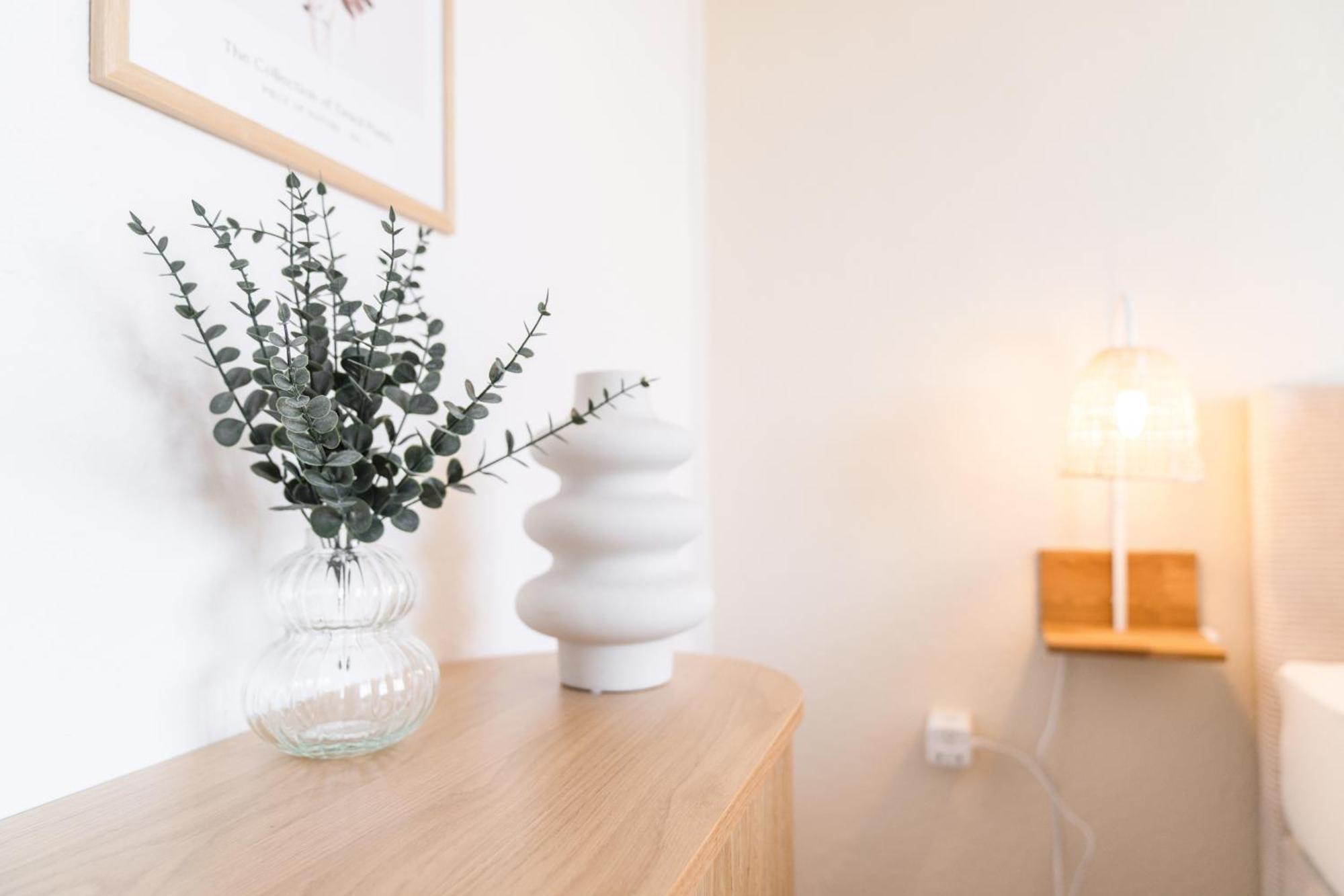 Wolfsburg Innenstadt - Happyhome - Direkt In Der Porschestrasse, 5 Personen & Kind, 3 Zimmer Exterior foto